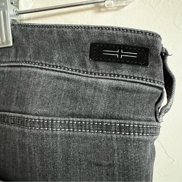 Liverpool Faded Black The High Ankle Skinny denim Jeans - Picture 9 of 12